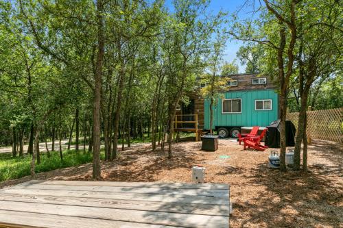 Stunning Modern Tiny Home with Grill - main image