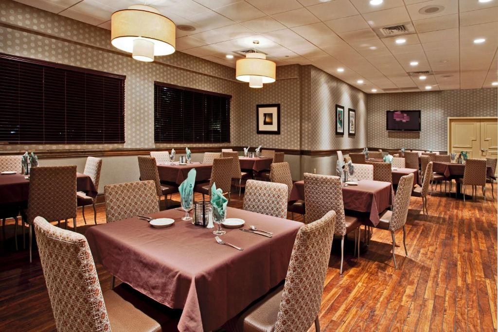 Radisson Freehold - image 5