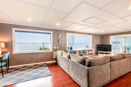 Spyglass Beach House - image 5