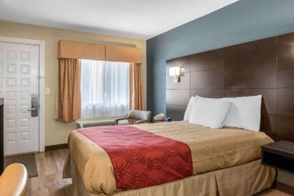 Econo Lodge Freeport - Brunswick Area - image 16