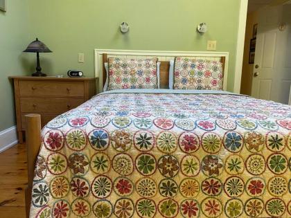 James Place Inn Bed and Breakfast - image 11