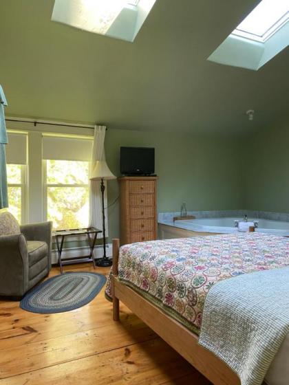 James Place Inn Bed and Breakfast - image 12