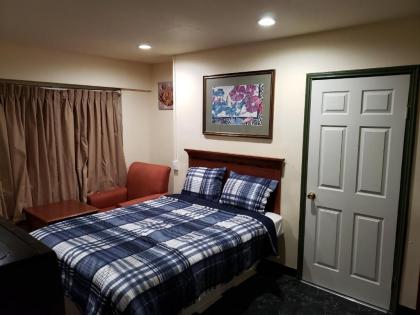 Gulf Crest Motel - image 4