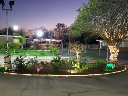 Gulf Crest Motel - image 7