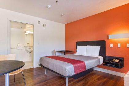 Motel 6-Fremont CA - South - image 11