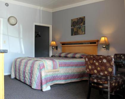 Best Budget Inn Fresno - image 9