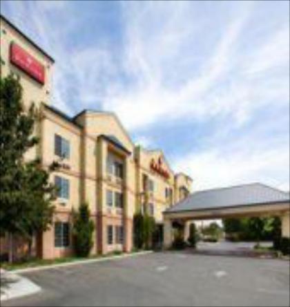 RAMADA FRESNO NORTHWEST(ex Holiday Inn Express Hotel & Suites)