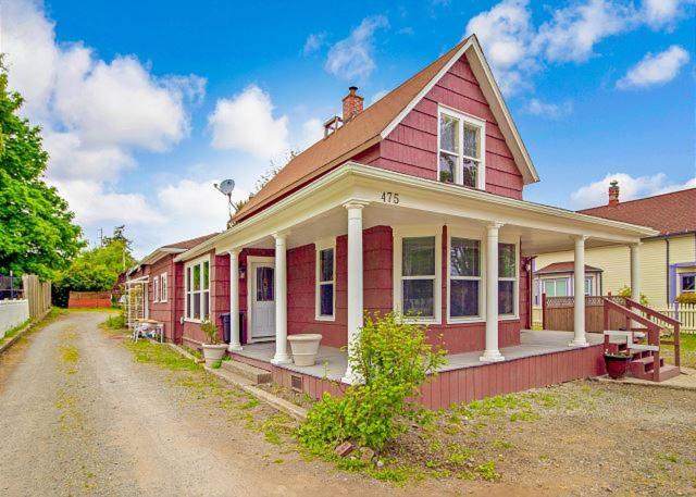 Peter Jensen House - main image
