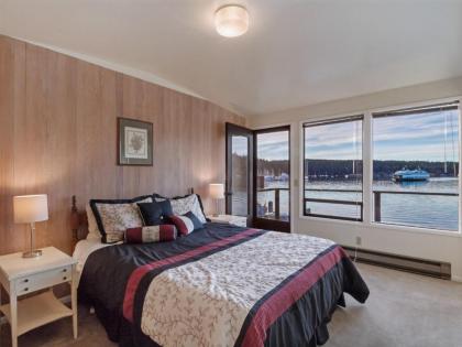 Friday Harbor Lights - image 9