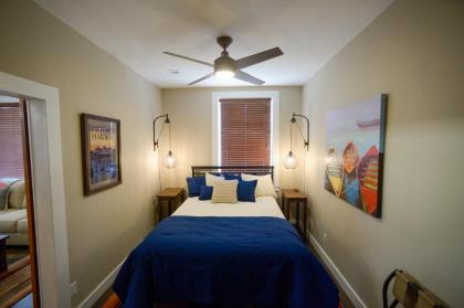 Captain's Quarters Vacation Rental - image 6