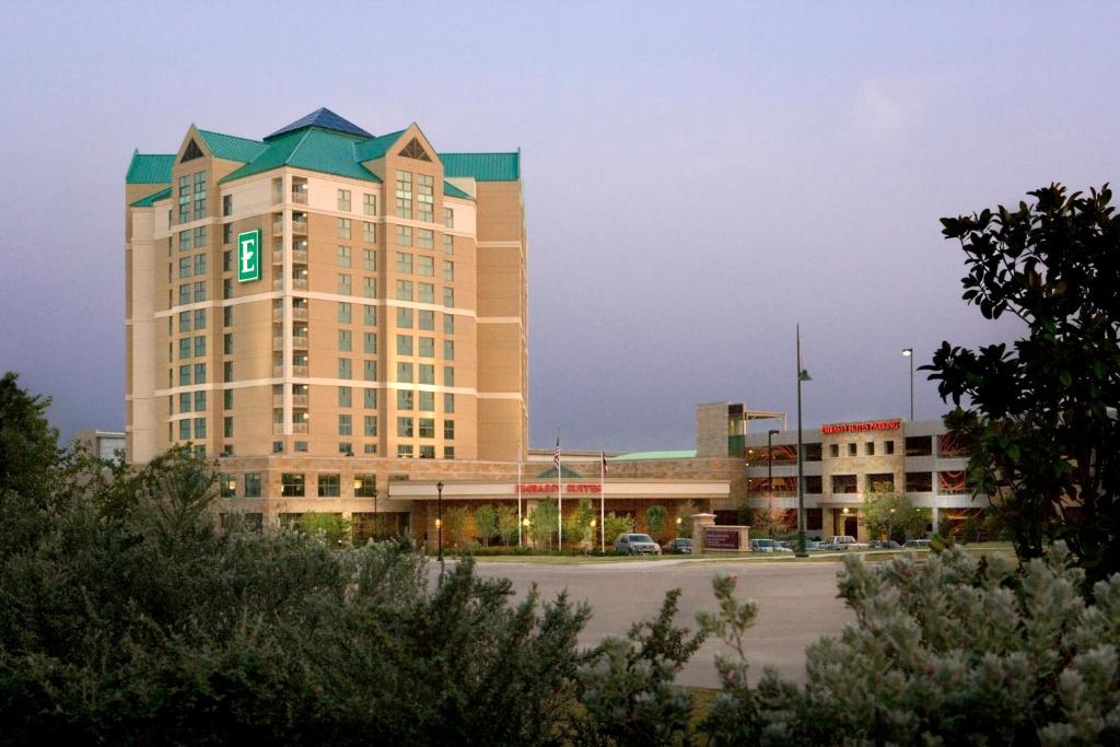 Embassy Suites by Hilton Dallas Frisco Hotel & Convention Center - main image