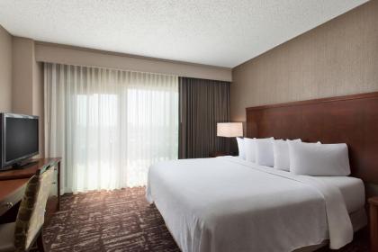 Embassy Suites by Hilton Dallas Frisco Hotel & Convention Center - image 9