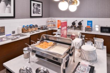 Hampton Inn & Suites Legacy Park-Frisco - image 14
