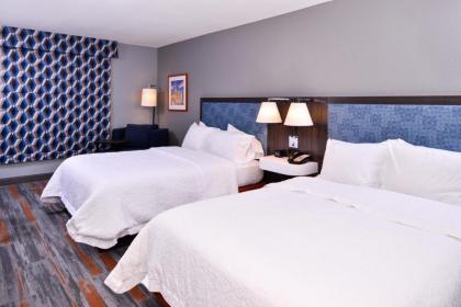 Hampton Inn & Suites Legacy Park-Frisco - image 9