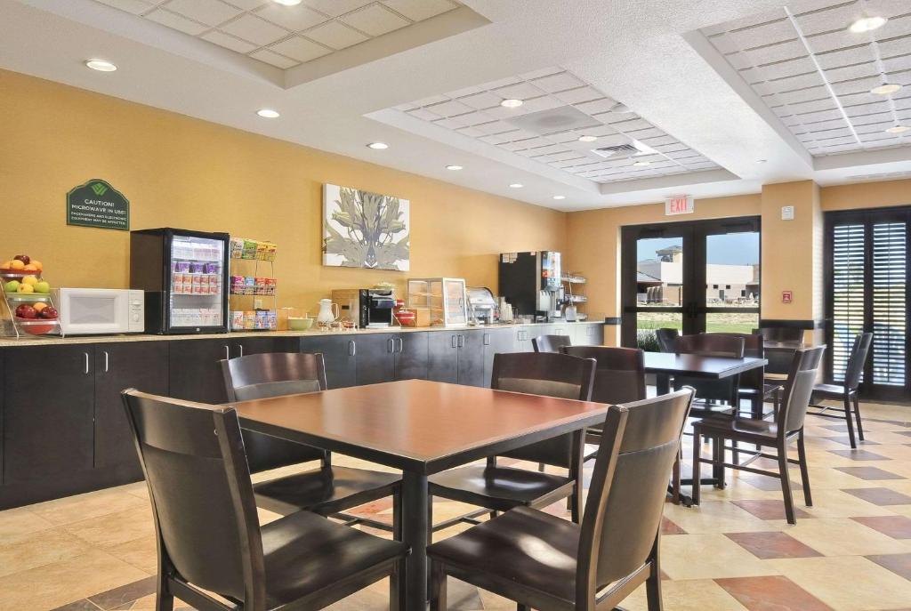 Wingate By Wyndham Frisco - image 6