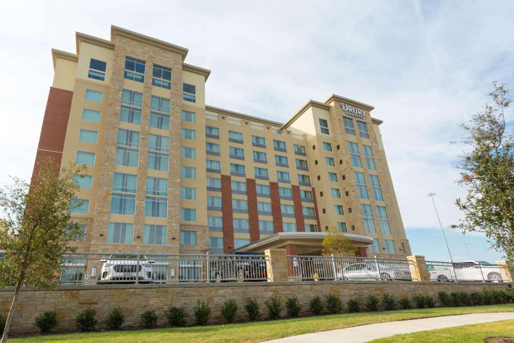 Drury Inn & Suites Dallas Frisco - main image
