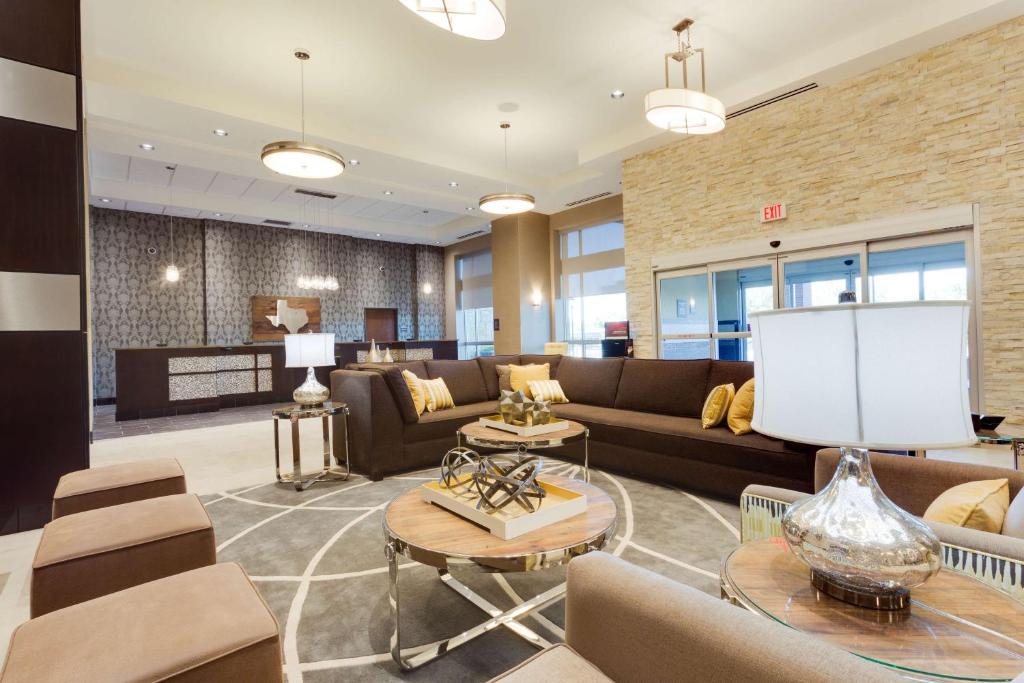 Drury Inn & Suites Dallas Frisco - image 3