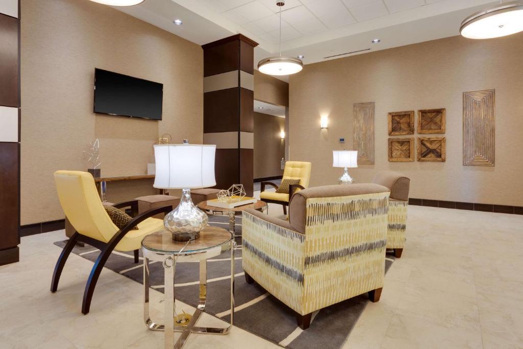 Drury Inn & Suites Dallas Frisco - image 5