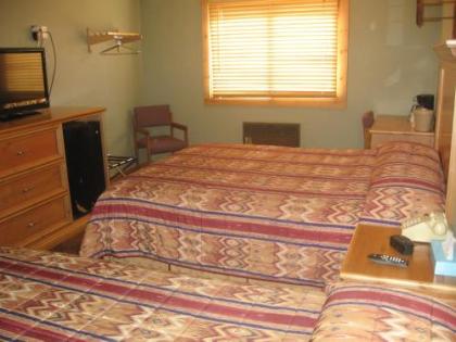 New Summit Inn - image 27