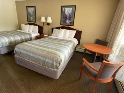 Snowshoe Motel - image 4