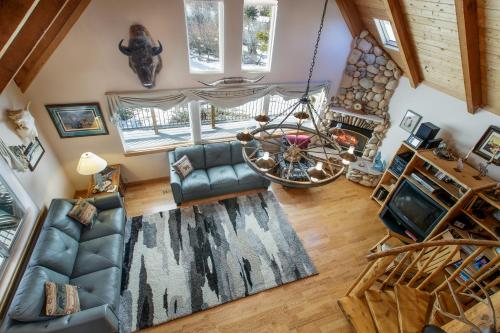 Two-Bedroom Cabin in Frisco - image 4