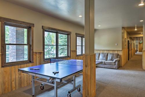 Elegant Frisco Condo with Private Hot Tub and Mtn Views - image 4