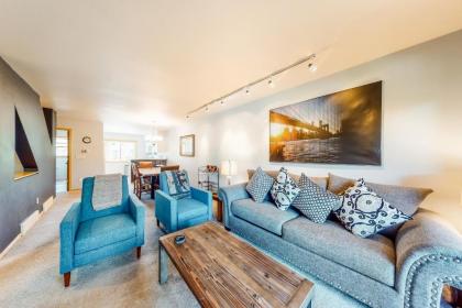 Meadow Creek Hideaway - image 17