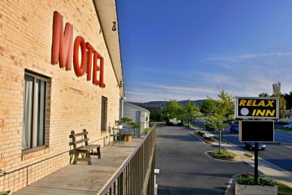 Relax Inn Front Royal - image 5