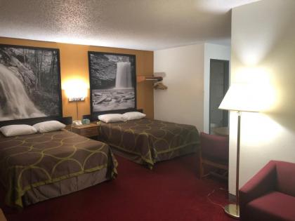Super 8 by Wyndham Front Royal - image 12