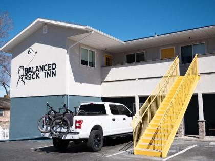 Balanced Rock Inn - image 13