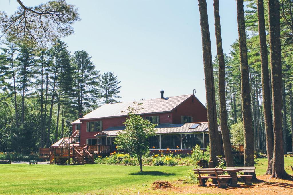 Old Saco Inn - image 5