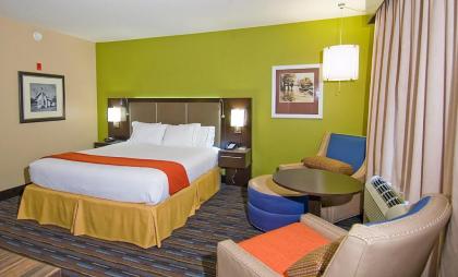 Holiday Inn Express Fulton - image 14
