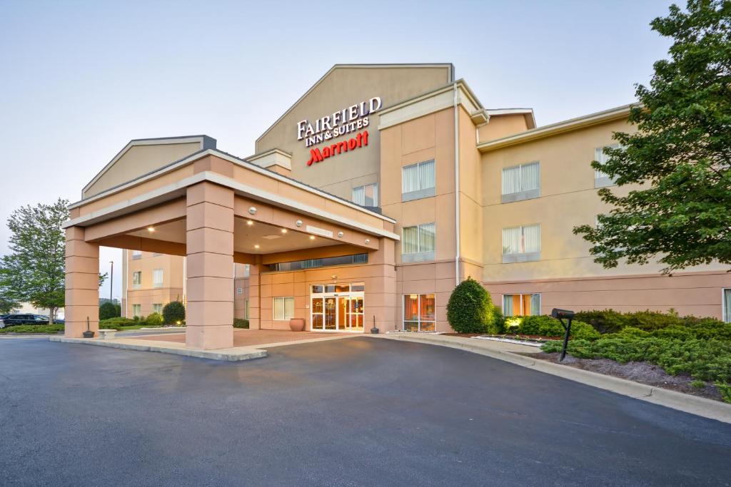 Fairfield Inn and Suites by Marriott Birmingham Fultondale / I-65 - main image