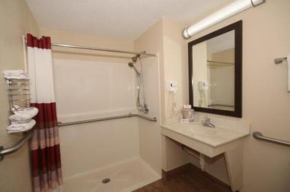 Red Roof Inn Gaffney - image 7