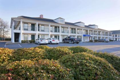 Baymont by Wyndham Gaffney - image 4