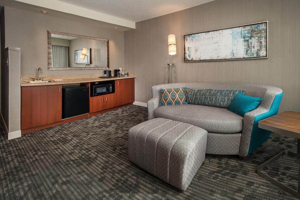 Courtyard by Marriott Gaithersburg Washingtonian Center - image 2