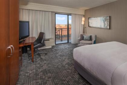 Courtyard by Marriott Gaithersburg Washingtonian Center - image 6