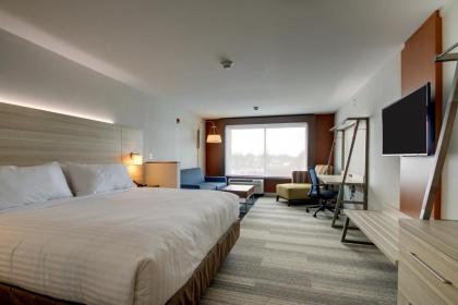 Holiday Inn Express  Suites Galesburg an IHG Hotel