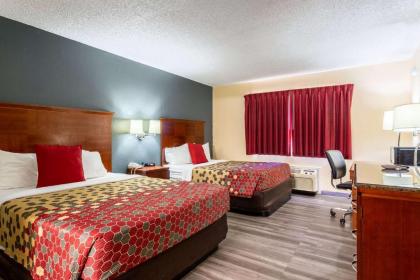 Econo Lodge Gallup - image 11