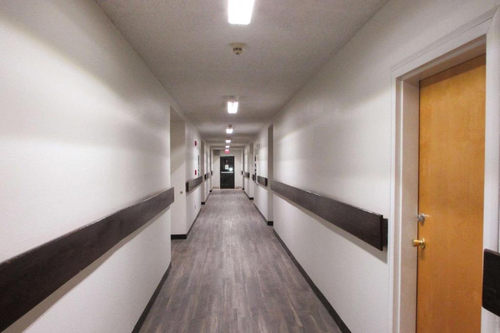 Econo Lodge Gallup - image 2