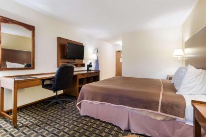 Travelodge by Wyndham Gallup - image 13