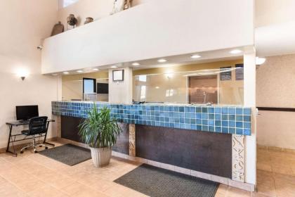 Travelodge by Wyndham Gallup - image 5