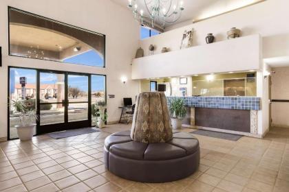 Travelodge by Wyndham Gallup - image 7