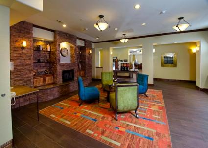 Hampton Inn & Suites Gallup - image 2