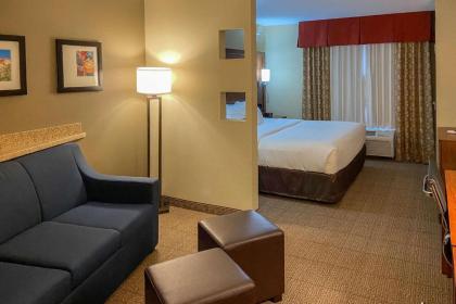 Comfort Suites Gallup East Route 66 and I-40 - image 15