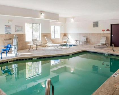 Comfort Suites Gallup East Route 66 and I-40 - image 4