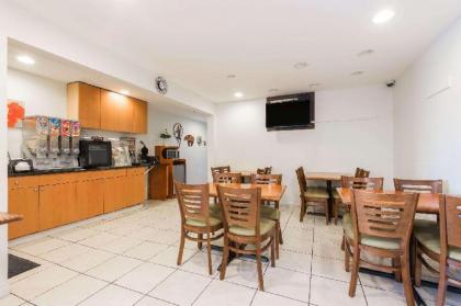 Knights Inn & Suites Gallup - image 12
