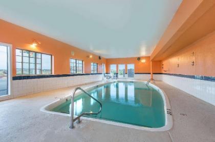 Knights Inn & Suites Gallup - image 4