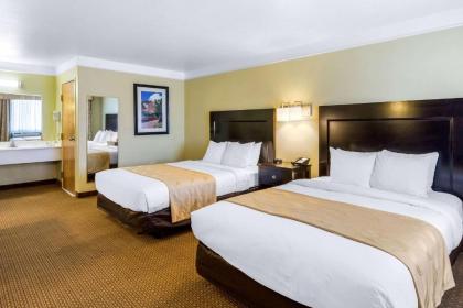 Quality Inn & Suites Gallup I-40 Exit 20 - image 10