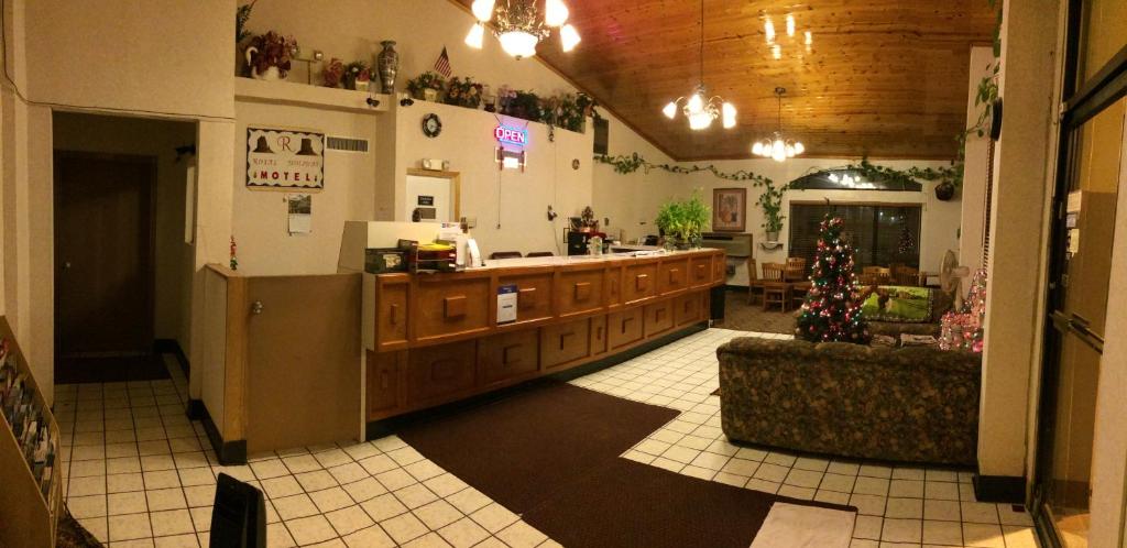Royal Holiday Motel - main image